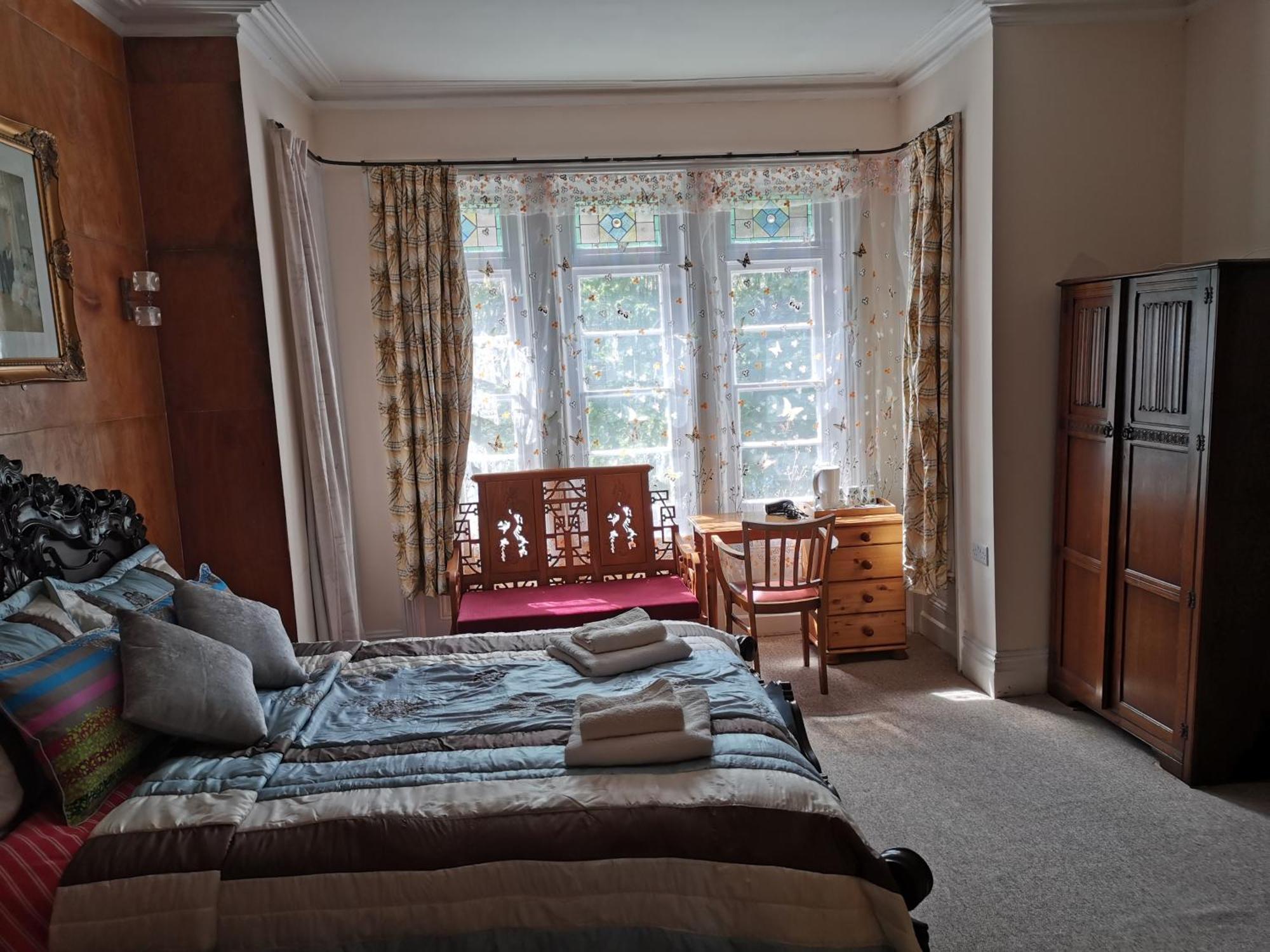 ホテル Lincoln House ボーンマス 部屋 写真